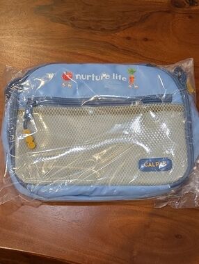 Calpak Kids Light Blue Nurture Life Lunch Bag NEW